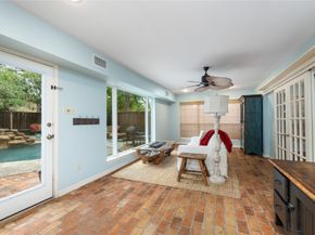 5606 Foresthaven Drive, Houston TX 77066
