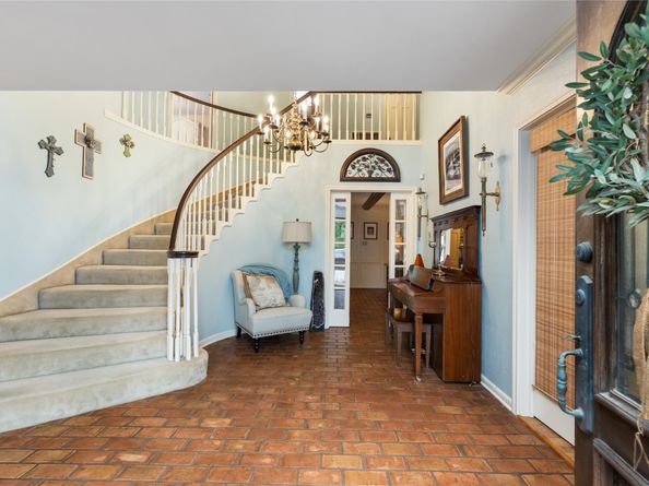 5606 Foresthaven Drive, Houston TX 77066