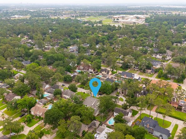 5606 Foresthaven Drive, Houston TX 77066