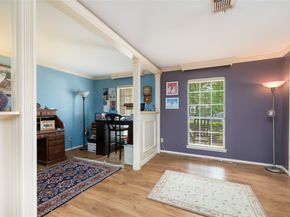 5606 Foresthaven Drive, Houston TX 77066