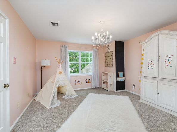 5606 Foresthaven Drive, Houston TX 77066
