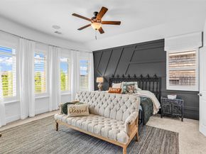423 Bartlett Street, Webster TX 77598