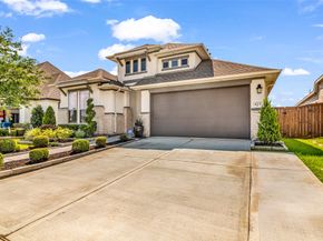 423 Bartlett Street, Webster TX 77598
