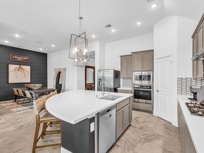 423 Bartlett Street, Webster TX 77598