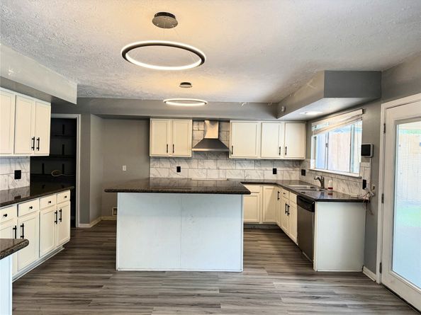 6315 Via Espana Drive, Houston TX 77083