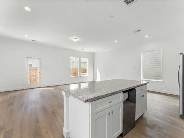 6408 Pregonero Lane, Houston TX 77048