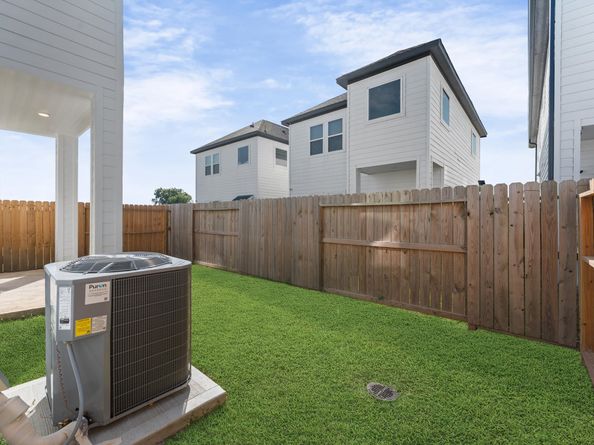 6408 Pregonero Lane, Houston TX 77048
