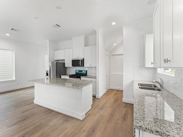 6408 Pregonero Lane, Houston TX 77048