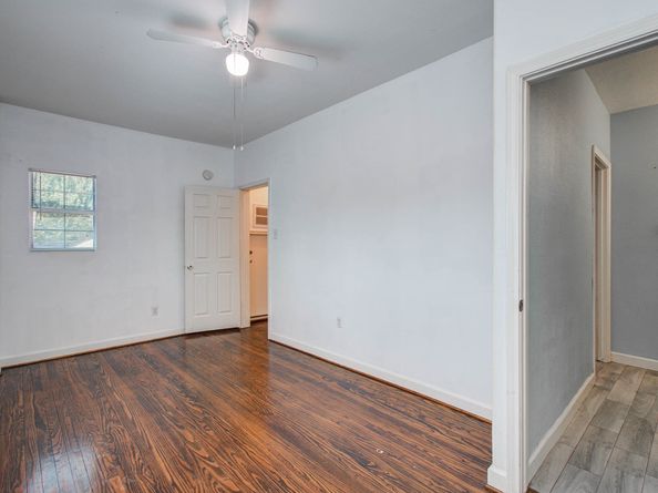 6701 Avenue E, Houston TX 77011