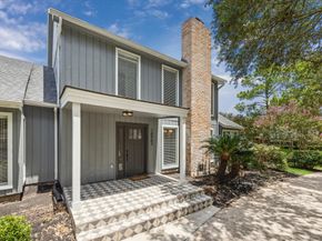 10902 BURGOYNE Road, Houston TX 77042