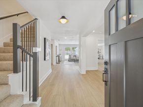 10902 BURGOYNE Road, Houston TX 77042