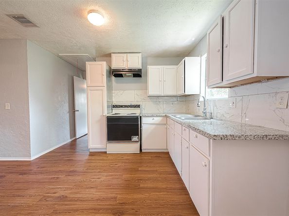 4810 Carmen Street, Houston TX 77033