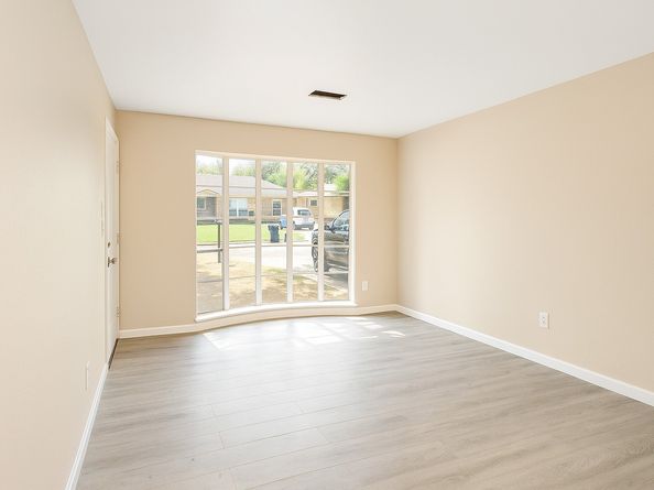 1135 Canterdale Street, Houston TX 77047