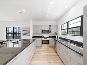 11932 S Hoa Sen Circle, Houston TX 77072