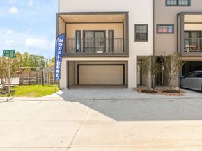 11932 S Hoa Sen Circle, Houston TX 77072