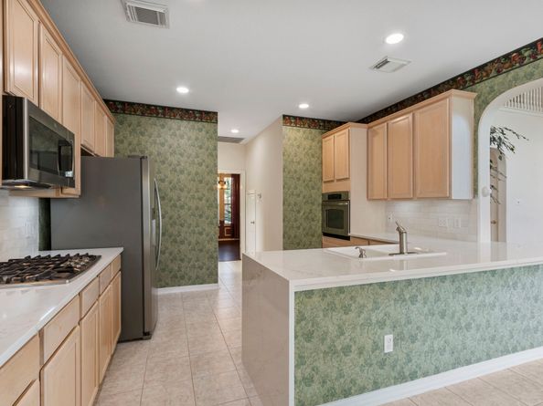1018 Bringewood Chase Drive, Spring TX 77379