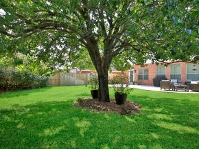 1018 Bringewood Chase Drive, Spring TX 77379