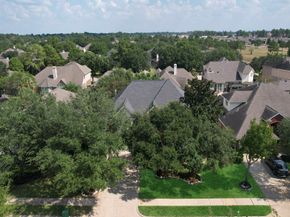 1018 Bringewood Chase Drive, Spring TX 77379