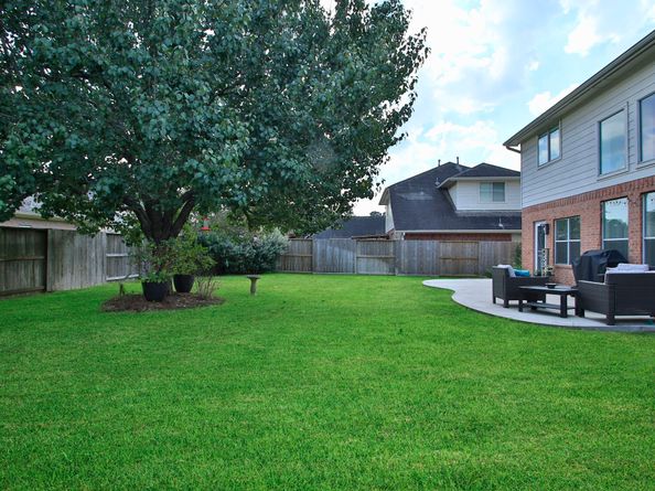 1018 Bringewood Chase Drive, Spring TX 77379