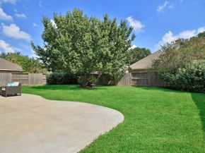 1018 Bringewood Chase Drive, Spring TX 77379