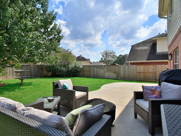 1018 Bringewood Chase Drive, Spring TX 77379
