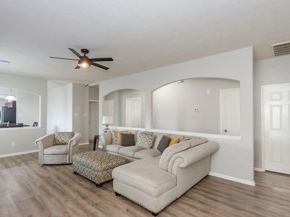 4106 Falvel Shadow Creek Drive, Spring TX 77388