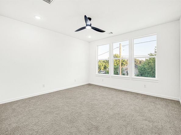 9312 Waller Street, Houston TX 77012
