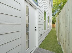 9312 Waller Street, Houston TX 77012