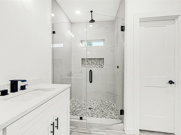 9312 Waller Street, Houston TX 77012