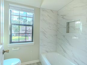 5938 Theall Road, Houston TX 77066