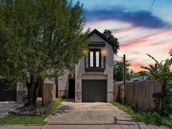 7327 Market Street, Houston TX 77020