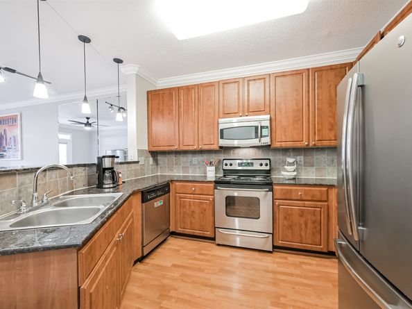 1711 Old Spanish Trail 330, Houston TX 77054