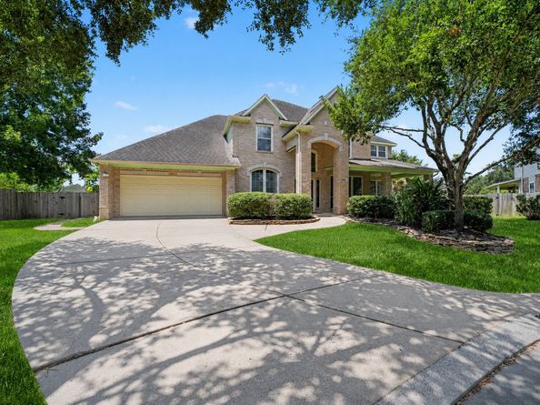 17303 Village Breeze Drive, Tomball TX 77377