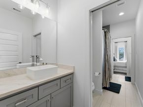 802 W 30th Street, Houston TX 77018