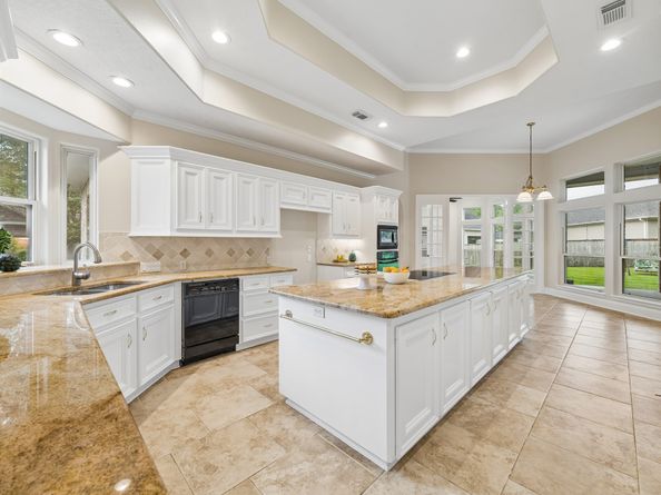 6122 Bluebonnet Pond Lane, Kingwood TX 77345