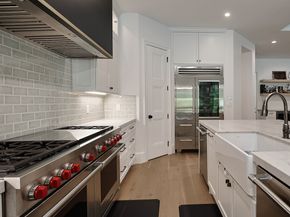 11 Karsten Creek Court, The Woodlands TX 77389