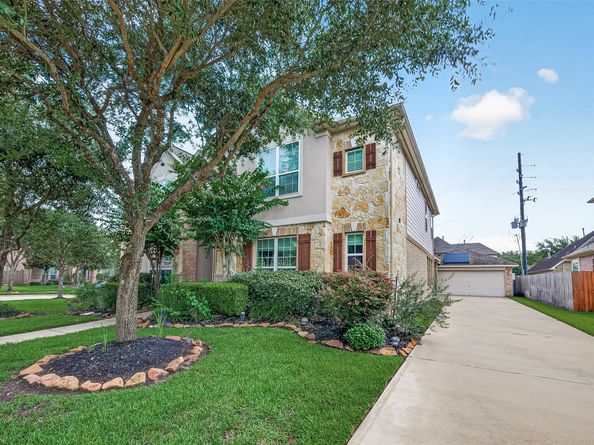 5703 Flagstone Pass Court, Sugar Land TX 77479