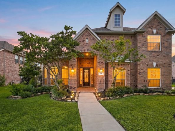 6715 W Titan Springs Drive, Spring TX 77389