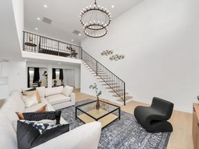 1111 E 27th Street, Houston TX 77009