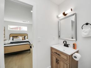 1111 E 27th Street, Houston TX 77009