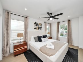 1111 E 27th Street, Houston TX 77009
