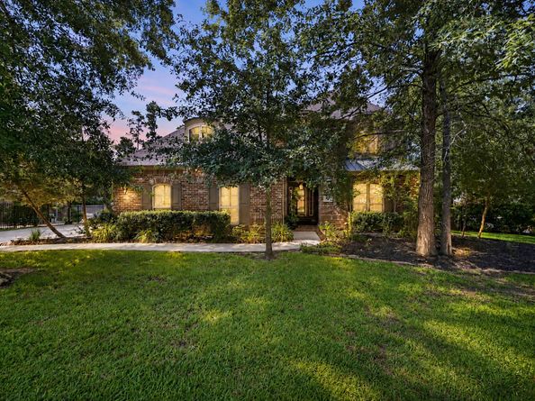 90 Player Oaks Place, The Woodlands TX 77382