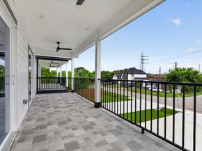 3434 Sunbeam Street A, Houston TX 77051