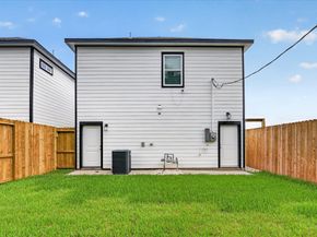 3434 Sunbeam Street A, Houston TX 77051