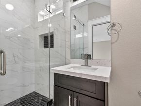 3434 Sunbeam Street A, Houston TX 77051