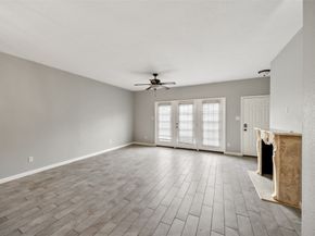 346 Wilcrest Drive 346, Houston TX 77042