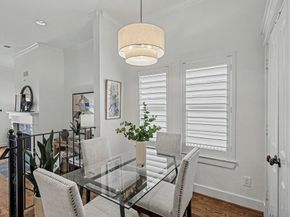 125 E 22nd Street, Houston TX 77008