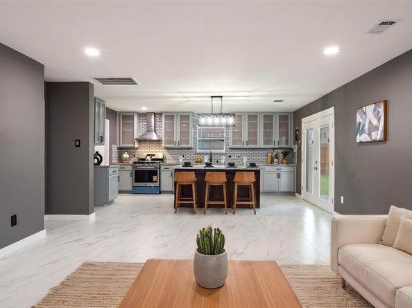 9226 Macmillan Lane, Houston TX 77083