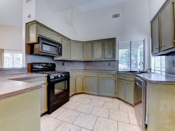 1906 Woodhue Drive, Houston TX 77386