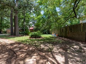 1906 Woodhue Drive, Houston TX 77386